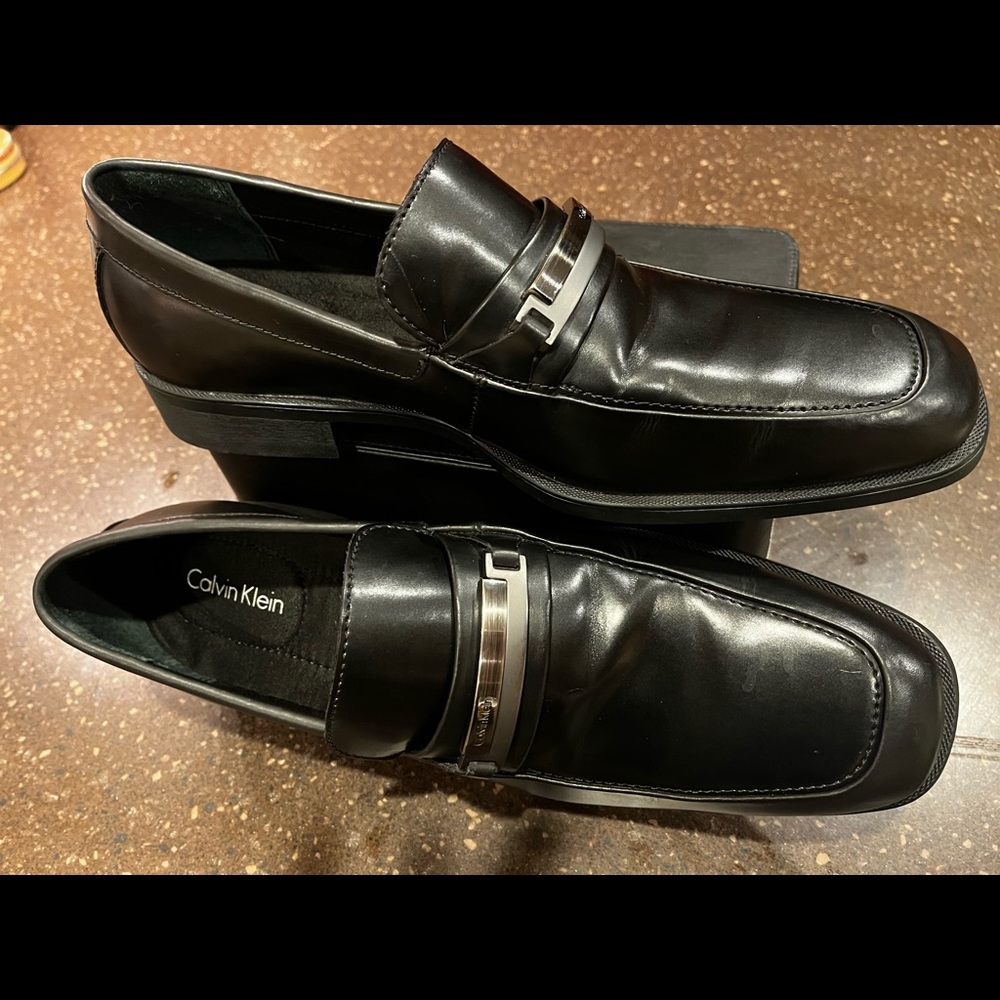 11.5 Calvin Klein dress shoes